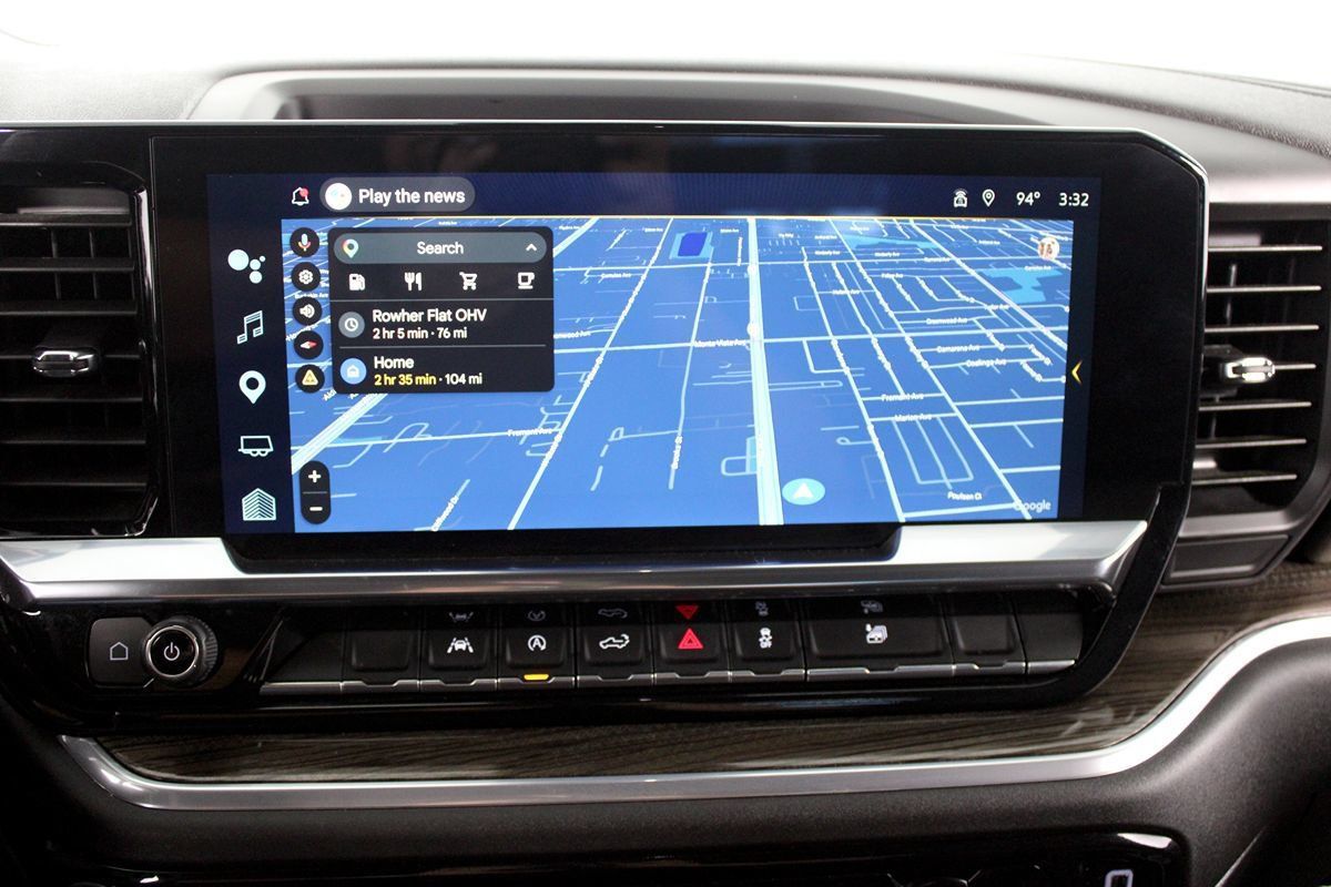 Used 2025 Chevrolet Silverado 1500 LT AWD/4WD image 15