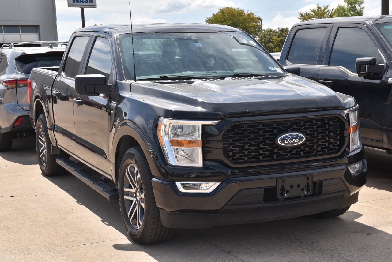 Used 2021 Ford F150 XL w/ STX Appearance Package RWD image 4