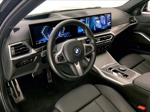 Certified 2023 BMW 330i xDrive Sedan w/ M Sport Package AWD/4WD image 21