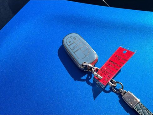 Used 2021 Jeep Cherokee Trailhawk w/ Technology Group image 13