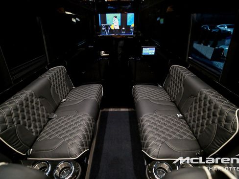 Used 2024 Mercedes-Benz Sprinter 3500 image 22