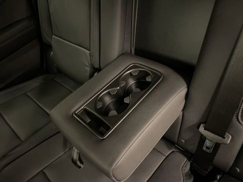 New 2026 Chevrolet Tahoe LT image 23