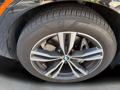 Used 2023 BMW X7 xDrive40i w/ Executive Package image 46