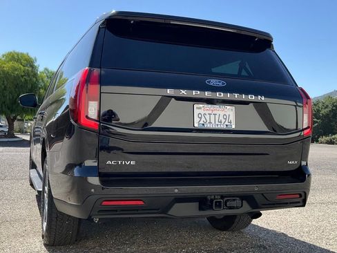 Used 2025 Ford Expedition Max Active AWD/4WD image 56