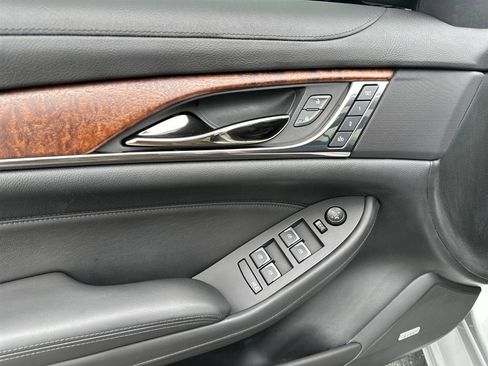 Used 2019 Cadillac CTS Luxury RWD image 13