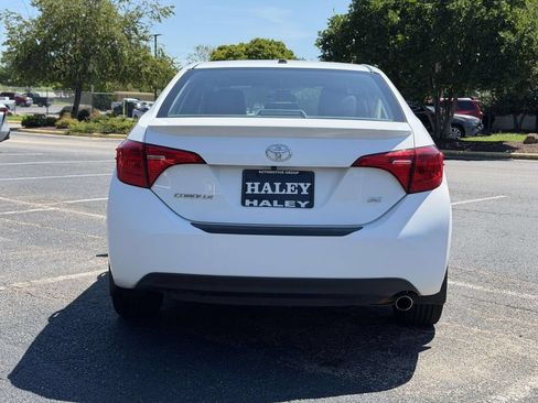 Used 2018 Toyota Corolla SE w/ SE Premium Package FWD image 21