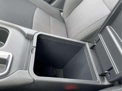 Used 2025 Nissan Sentra SV w/ All-Weather Package image 31