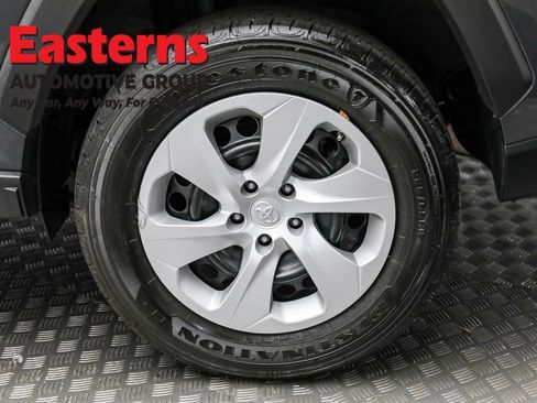 Used 2024 Toyota RAV4 LE image 8