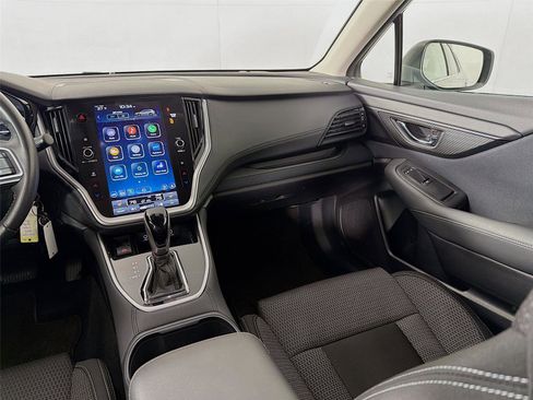 Used 2023 Subaru Outback Premium image 22