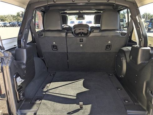 Certified 2023 Jeep Wrangler Unlimited Rubicon 392 w/ Trailer Tow Package image 12