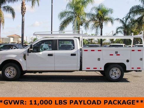 Used 2022 Ford F350 XL w/ Power Equipment Group image 5