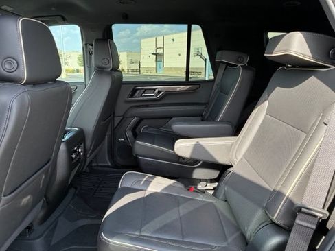 Used 2025 GMC Yukon Elevation w/ LPO, Floor Liner Package AWD/4WD image 15