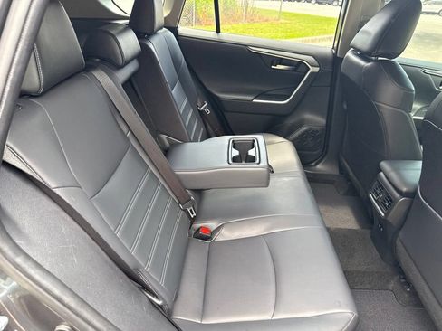 Used 2020 Toyota RAV4 Limited AWD/4WD image 14