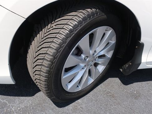 Used 2013 Honda Accord EX image 35