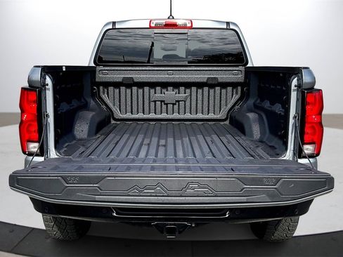 Used 2026 Chevrolet Colorado ZR2 w/ Technology Package image 24