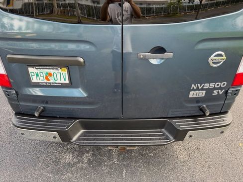 Used 2013 Nissan NV 3500 SV w/ Tow Pkg image 20