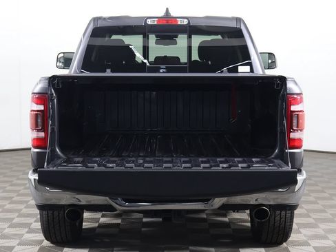Used 2019 RAM 1500 Big Horn AWD/4WD image 18