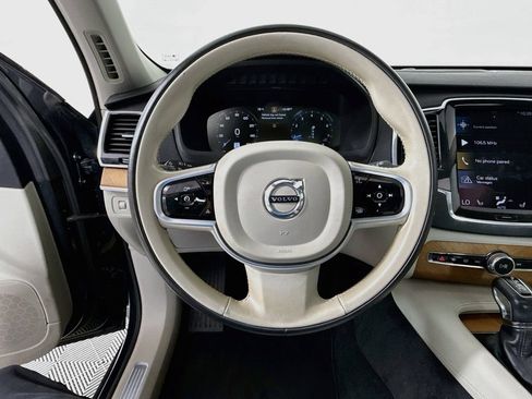 Used 2021 Volvo XC90 T6 Momentum w/ Advanced Package AWD/4WD image 11