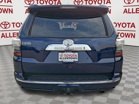 Used 2024 Toyota 4Runner Limited AWD/4WD image 8