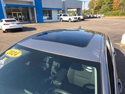 Used 2024 Chevrolet Malibu LT image 21
