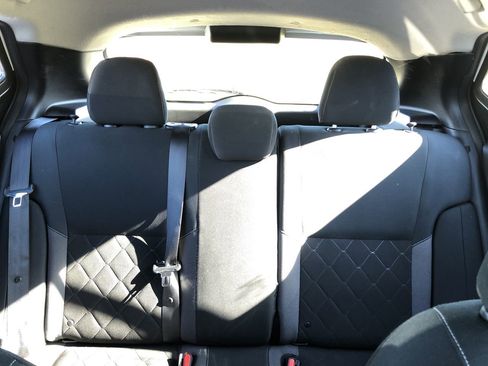 Used 2020 Nissan Kicks S image 11