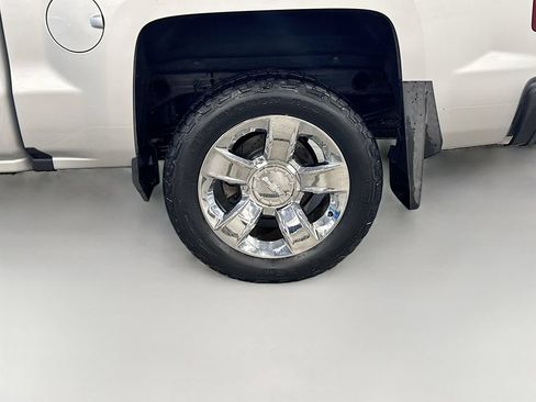 Used 2018 Chevrolet Silverado 1500 LTZ w/ Sport Package AWD/4WD image 31