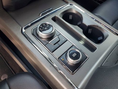 Used 2019 Ford Expedition Max XLT w/ Equipment Group 201A image 25