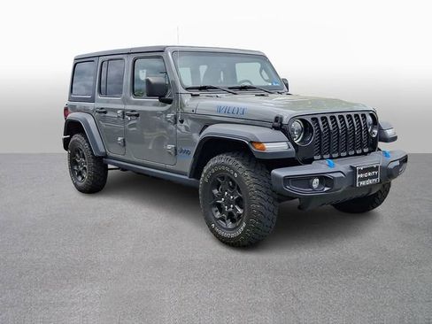 Used 2023 Jeep Wrangler Unlimited AWD/4WD image 3