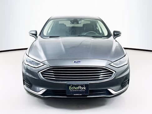 Used 2020 Ford Fusion SEL FWD image 2