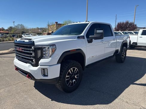 Used 2022 GMC Sierra 2500 AT4 w/ AT4 Premium Plus Package image 1