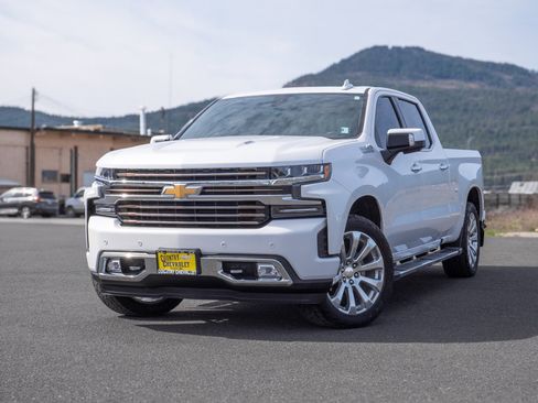 Used 2022 Chevrolet Silverado 1500 High Country image 3