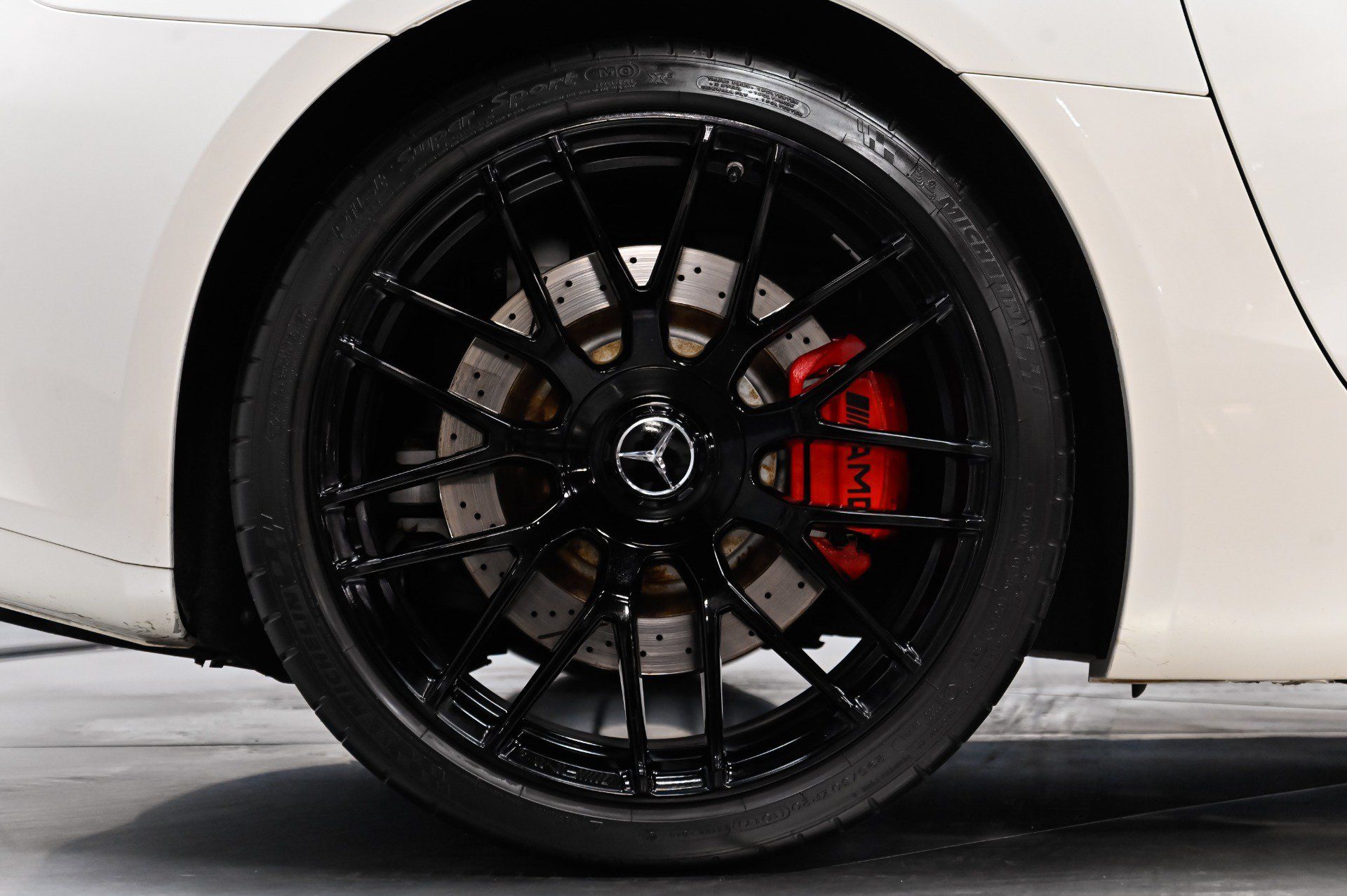 Used 2018 Mercedes-Benz AMG GT Roadster image 47