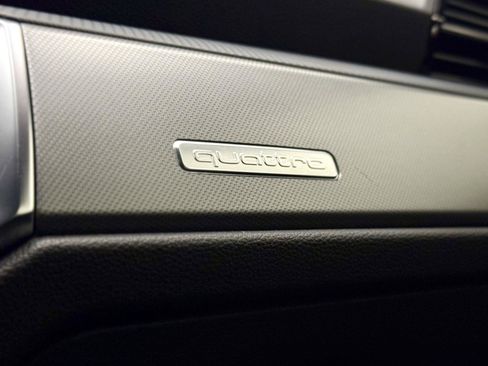 Used 2025 Audi Q3 2.0T Premium AWD/4WD image 32