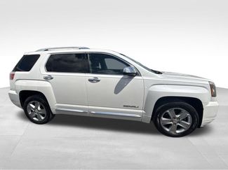 Used 2016 GMC Terrain Denali FWD video 2