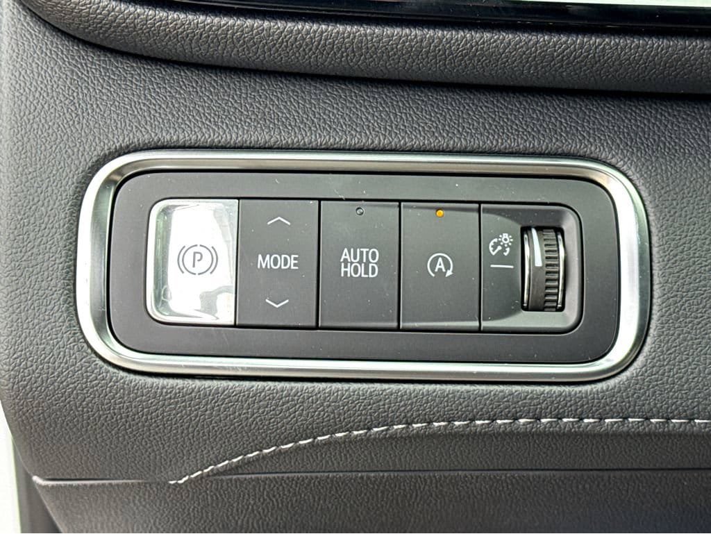 New 2026 Buick Enclave Preferred w/ Power Package FWD image 11