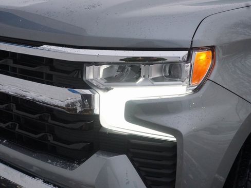 Certified 2025 Chevrolet Silverado 1500 LT image 30