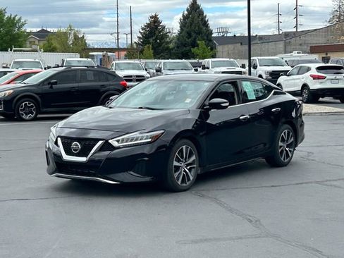 Used 2019 Nissan Maxima 3.5 SV w/ Floor Mat Group FWD image 9