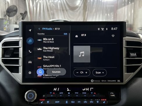 Used 2024 Toyota Tundra Limited image 18