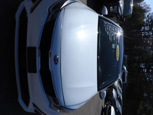 Used 2019 Kia Optima EX w/ EX Premium Package FWD image 6