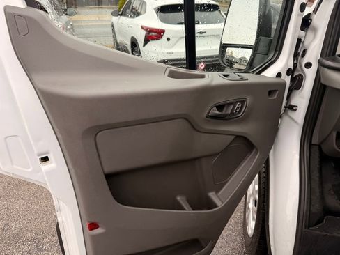 Used 2024 Ford Transit 250 Low Roof w/ Exterior Upgrade Package image 12