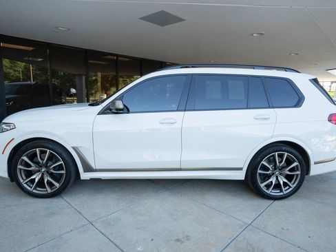 Used 2020 BMW X7 M50i w/ Dynamic Handling Package image 5