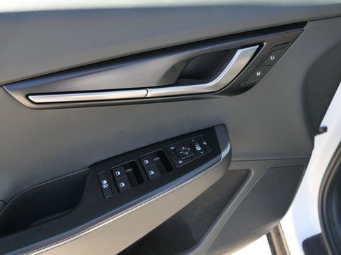 New 2025 Kia EV6 Wind image 11