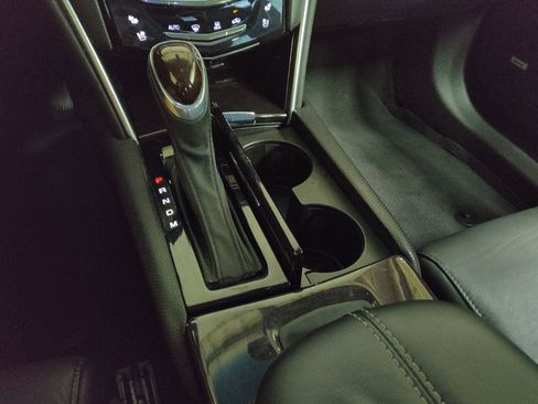 Used 2016 Cadillac XTS Luxury FWD image 26