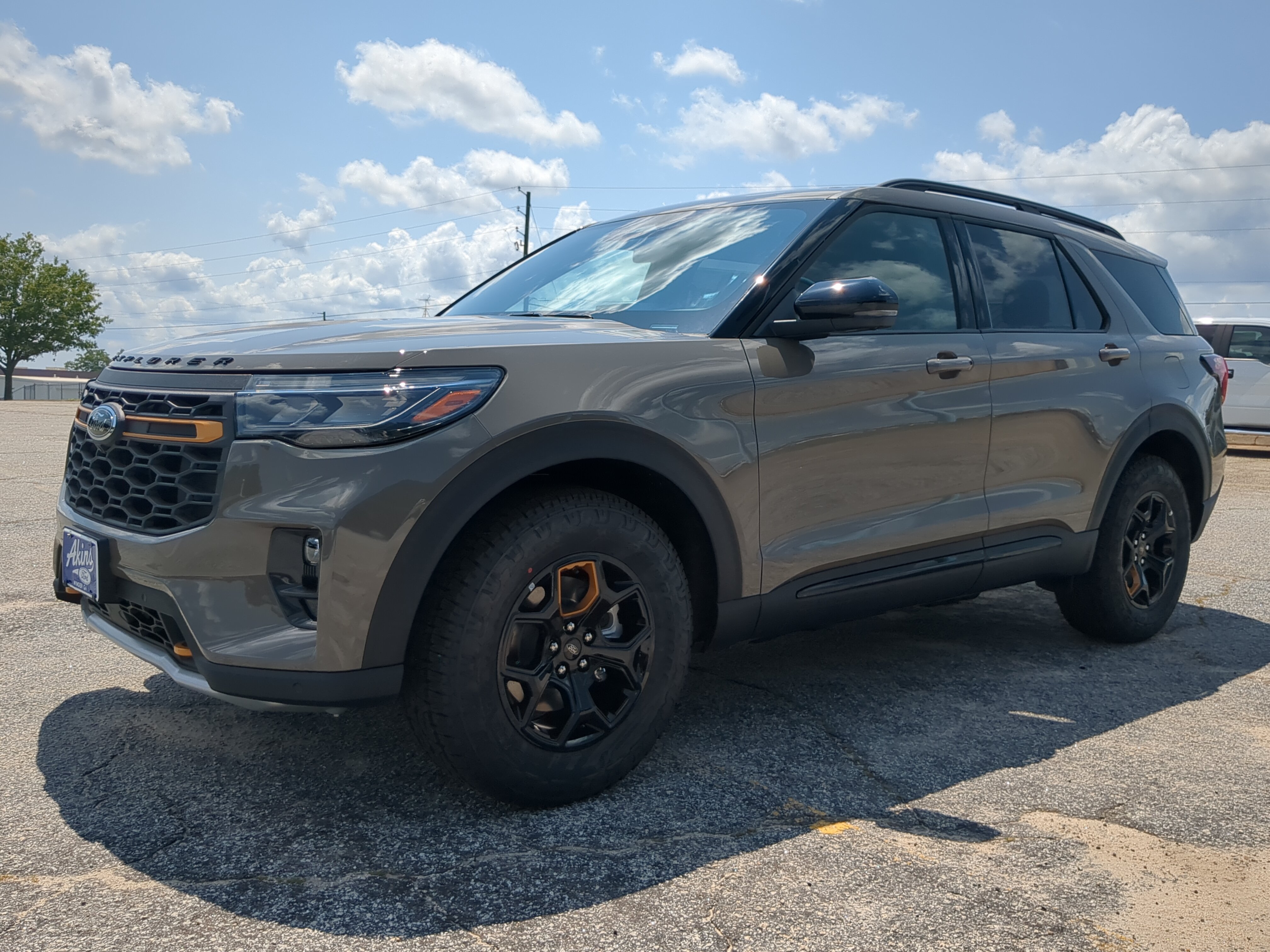 New 2026 Ford Explorer Tremor w/ Tremor Convenience Package AWD/4WD image 6