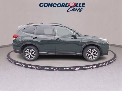 Certified 2023 Subaru Forester Premium AWD/4WD image 8