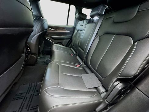 Used 2024 Jeep Grand Cherokee Limited 4xe image 18