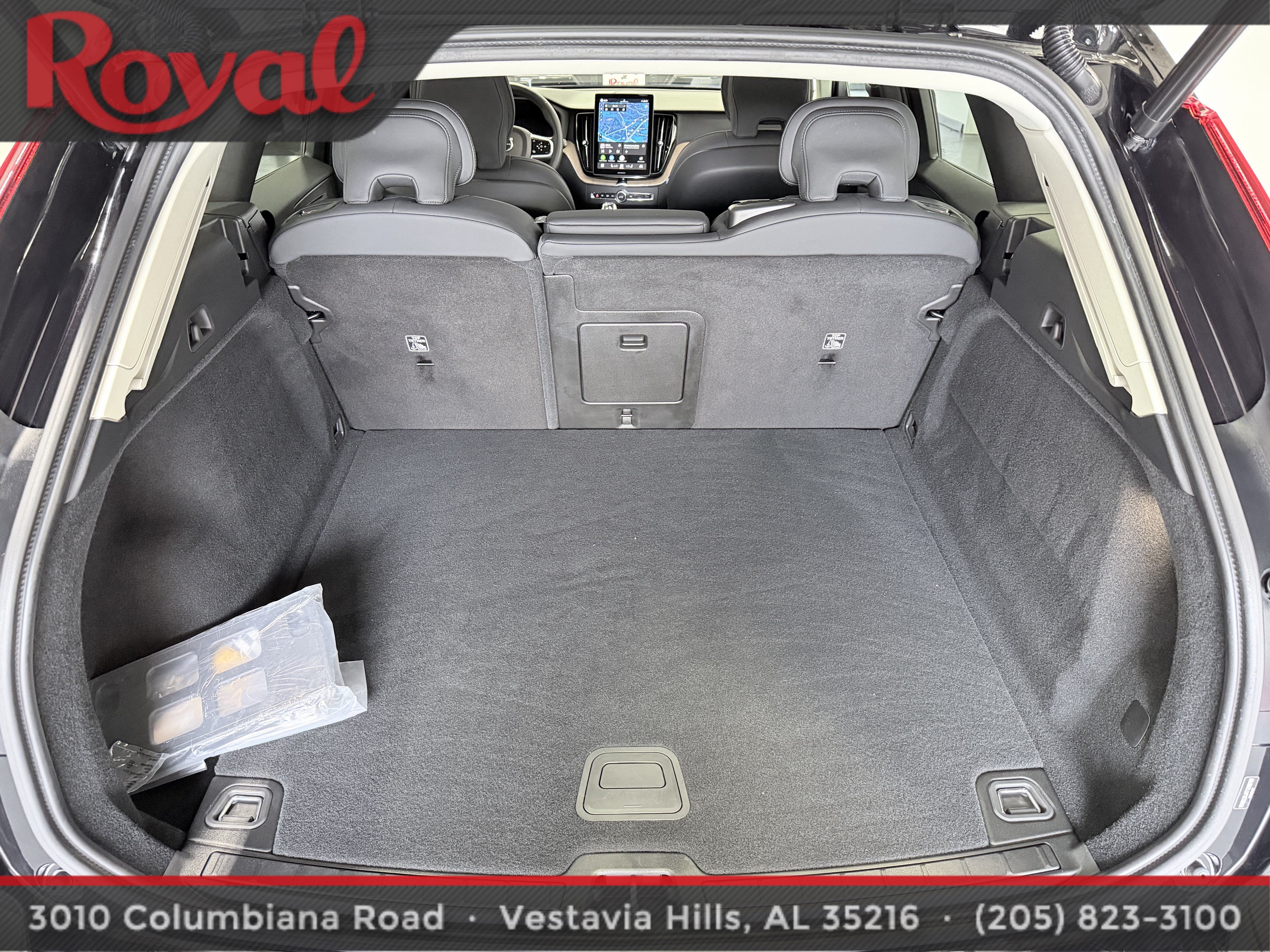 Certified 2026 Volvo XC60 B5 Core AWD/4WD image 8