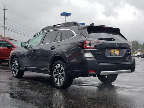 Used 2024 Subaru Outback Limited image 6