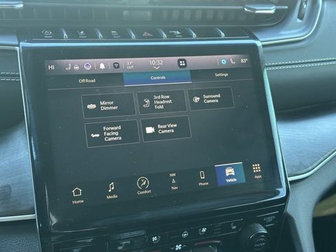 Used 2023 Jeep Grand Cherokee L Limited w/ Luxury Tech Group II image 28