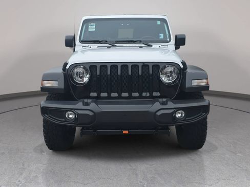 Used 2022 Jeep Wrangler Sport AWD/4WD image 2